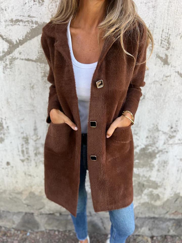 Marce | Elegant, coarse coat