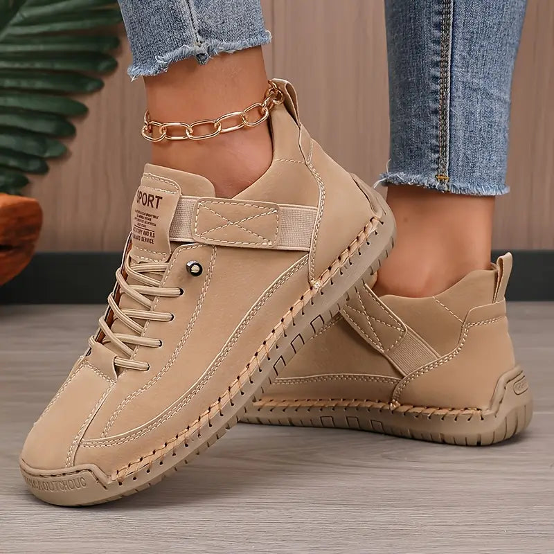 Chloe Ottawa | Comfortable Orthopedic Sneakers