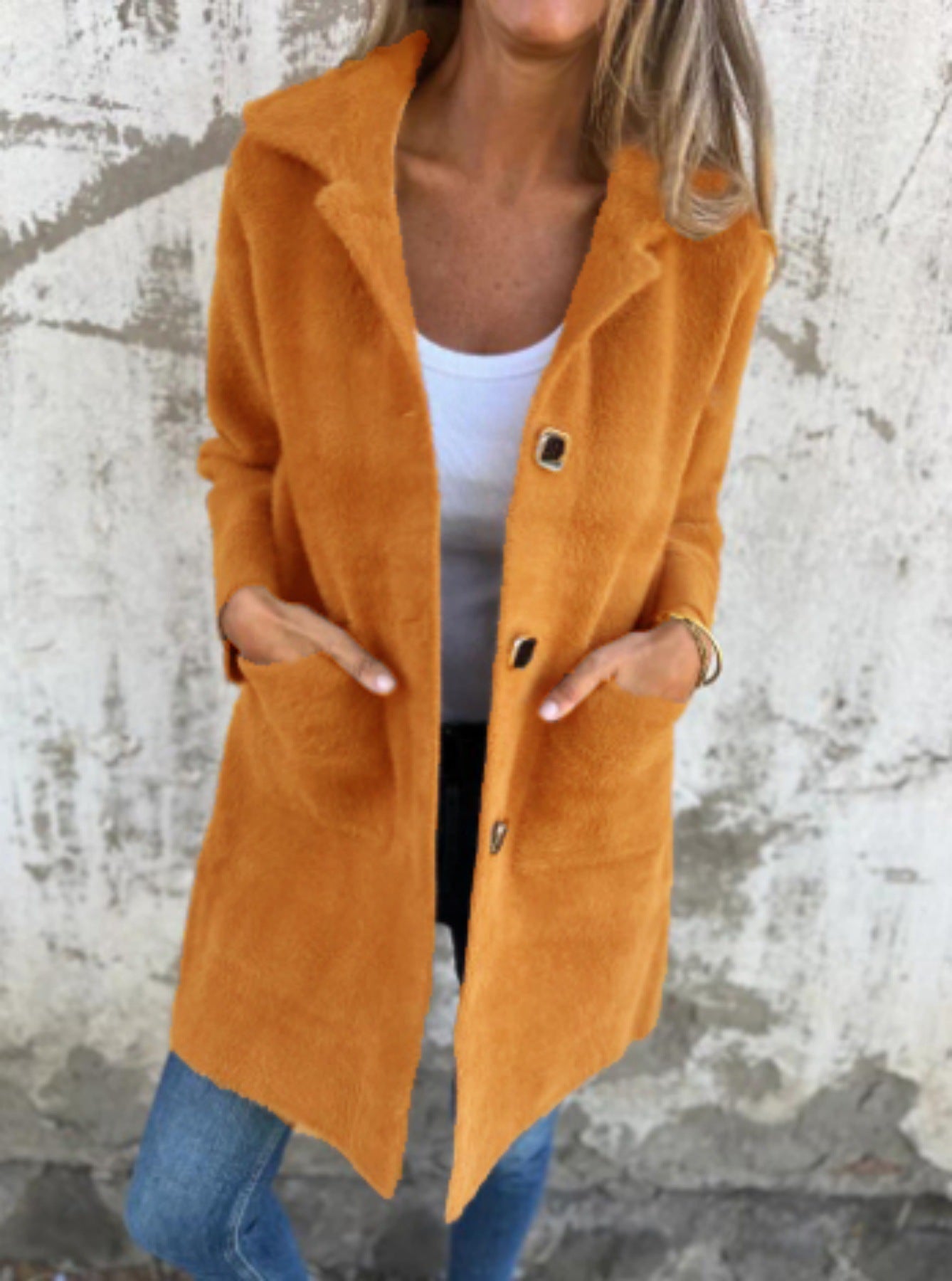 Marce | Elegant, coarse coat